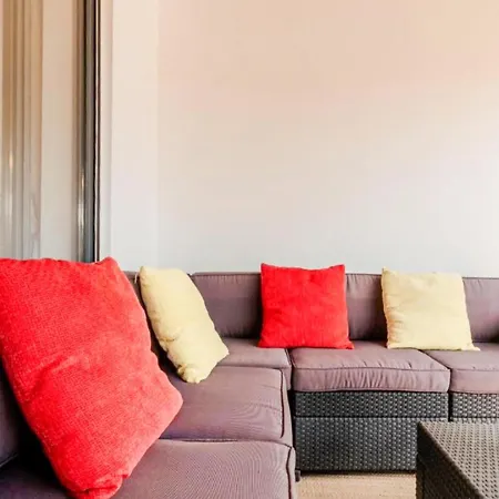 T2 Renovado | Piscina & Garagem | Marina Park 아파트 *